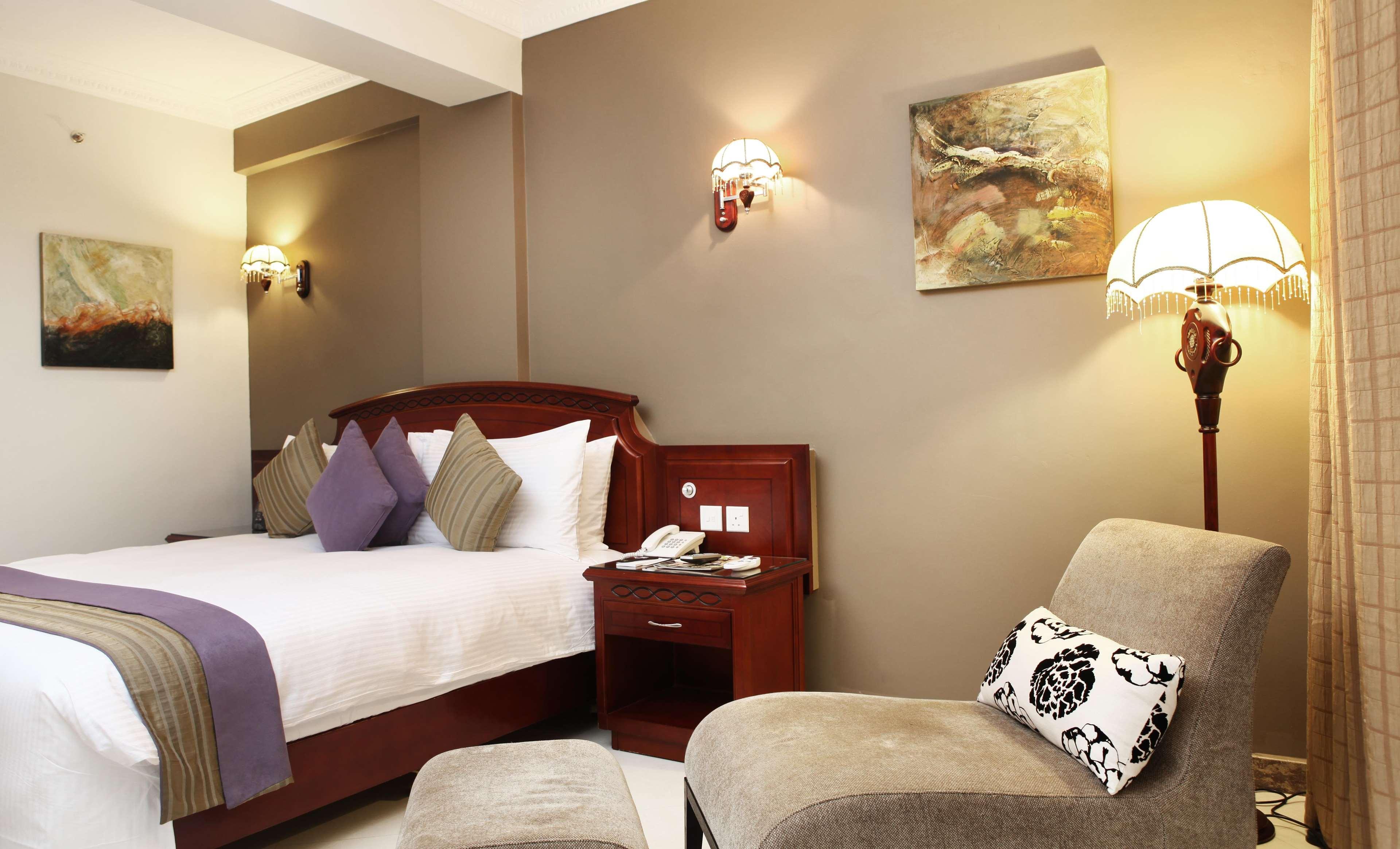 Doubletree By Hilton Shanghai Pudong - Present Welcome Cookie Exterior photo