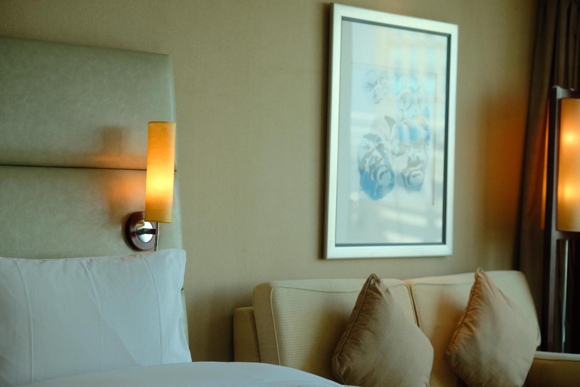 Doubletree By Hilton Shanghai Pudong - Present Welcome Cookie Exterior photo