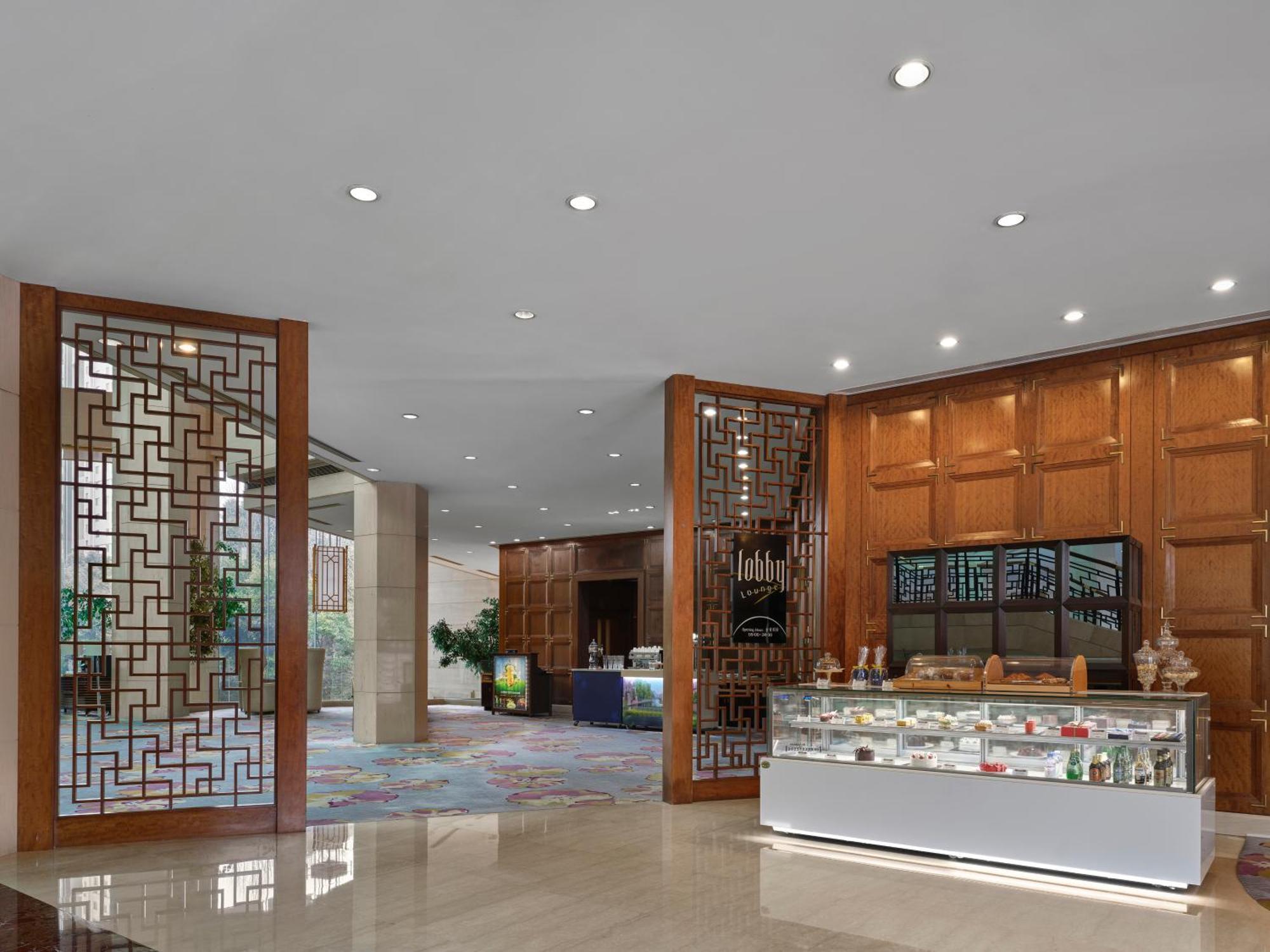 Doubletree By Hilton Shanghai Pudong - Present Welcome Cookie Exterior photo